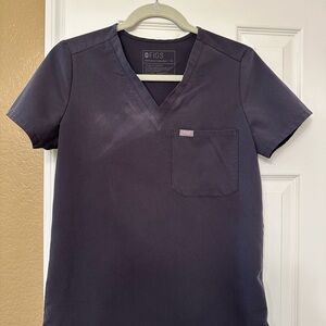 Figs Charcoal Catarina Scrub Top XS